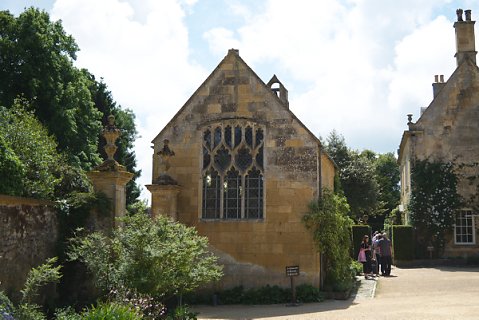 2018-06-02-Hidcote-Manor-NT-0003.jpg