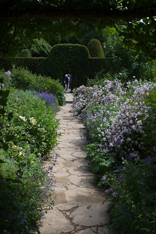 2018-06-02-Hidcote-Manor-NT-0019.jpg